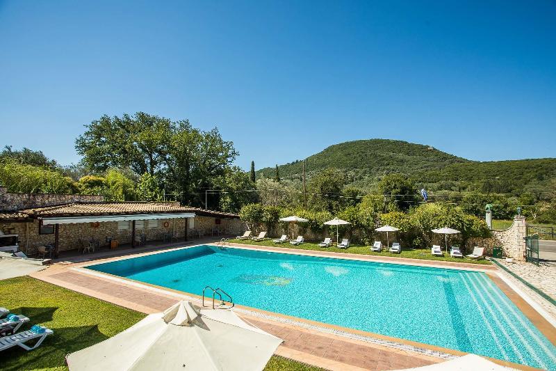 Paradise Inn Liapades Corfu Exterior foto